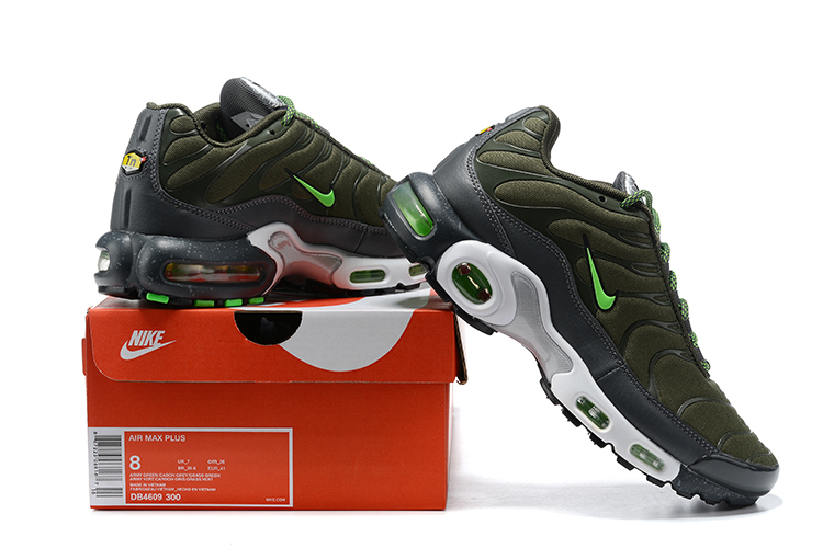 2021 Nike Air Max Plus Black Green White Running Shoes - Click Image to Close